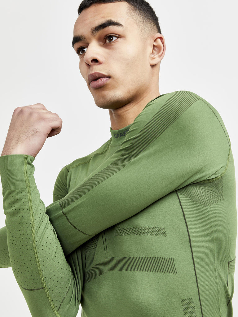What Is a Base Layer Shirt?. Nike CA