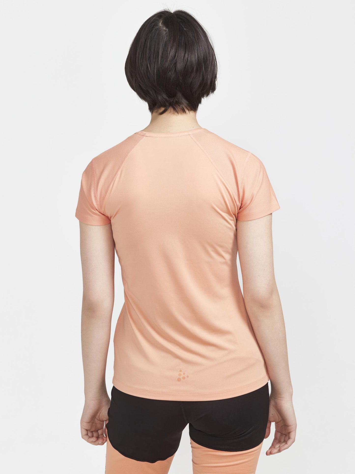 WOMENS ADV ESSENCE SS SLIM TEE Craft Sportswear NA