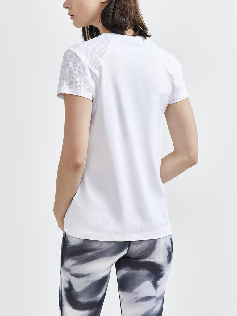 WOMENS ADV ESSENCE SS SLIM TEE