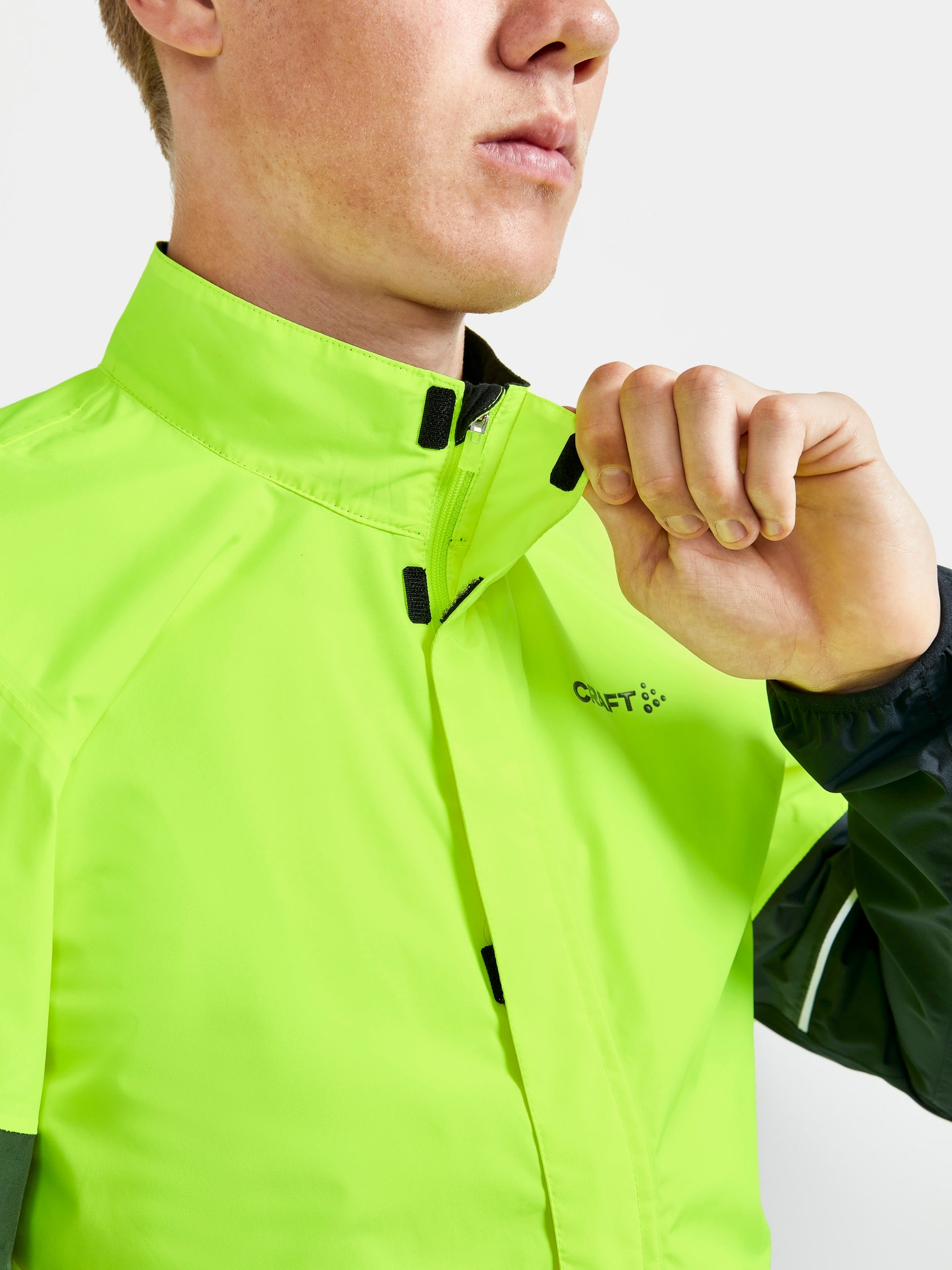 MEN'S CORE ENDUR HYDRO CYCLING JACKET Men's Jackets and Vests Craft Sportswear NA