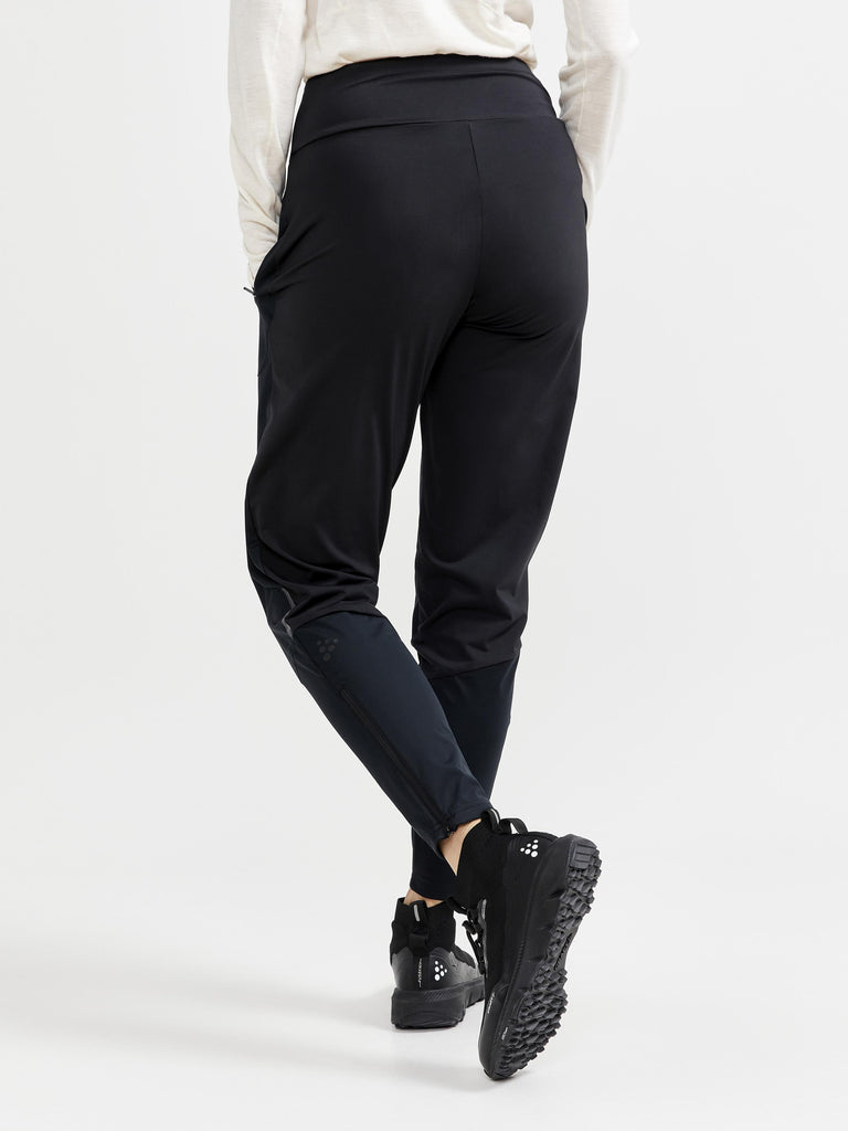 Nike Women's Pro Core Long Compression Tights - Black/White, Medium :  : Clothing, Shoes & Accessories