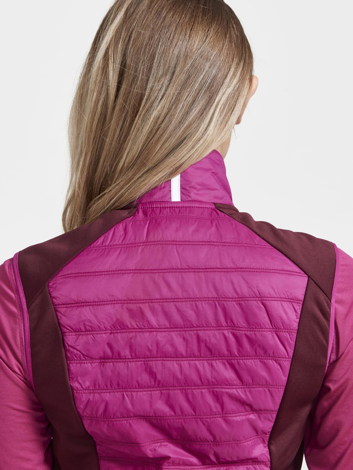 WOMEN'S ADV ESSENCE WARM VEST Women's Jackets and Vests Craft Sportswear NA