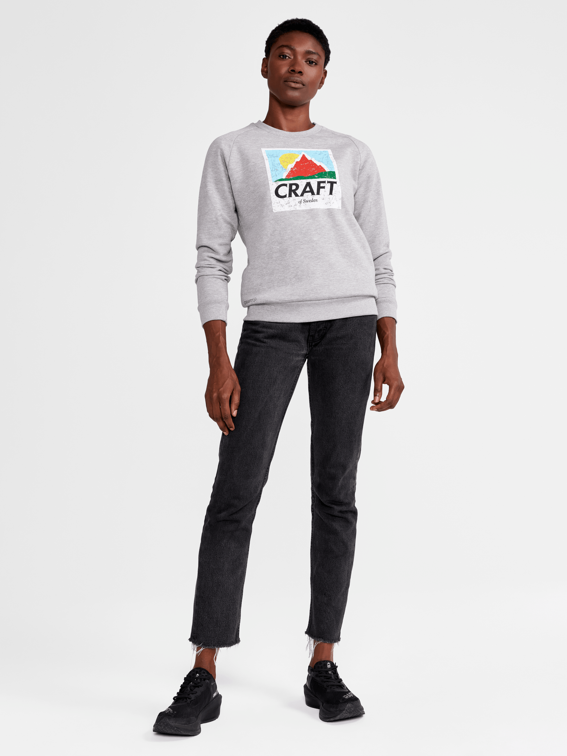 WOMEN'S RETRO CREWNECK Craft Sportswear NA